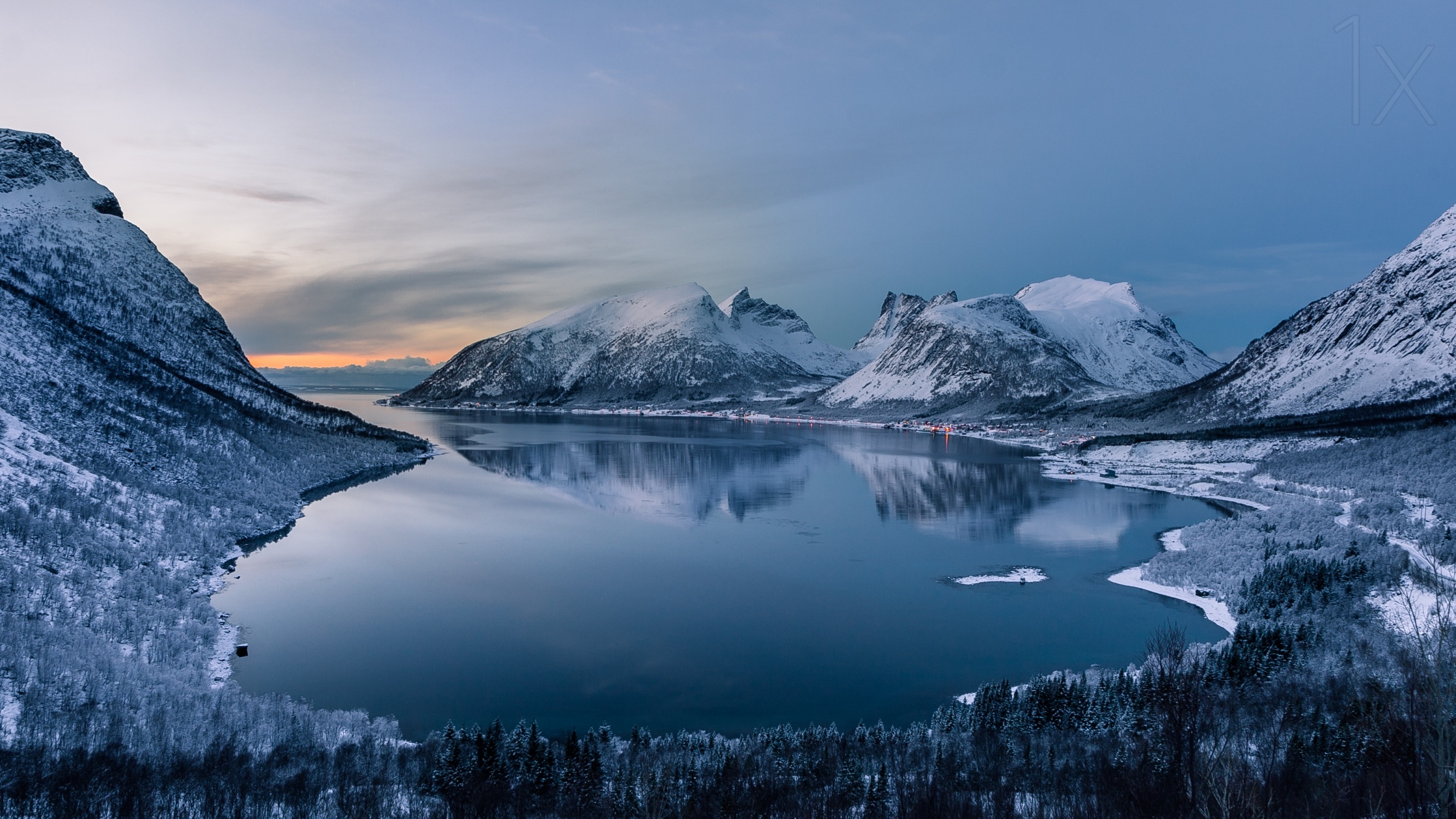 Трехсот лет более красивейший вид. Плато Путорана фьорды. Фьорды Канады. Озеро Винтер. Маунтайн Лейкс.