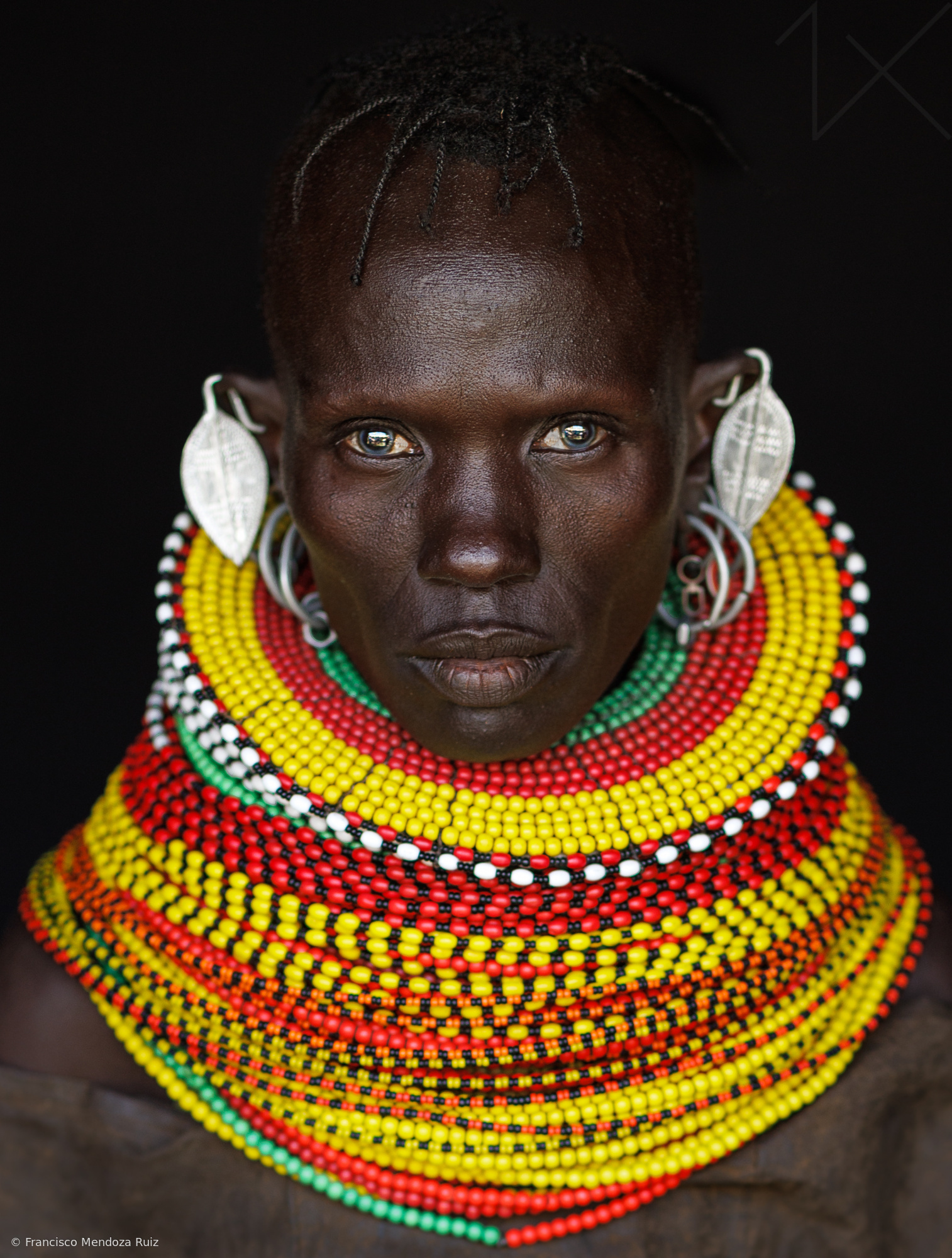 Turkana Woman portrait, Turkana Lake, Kenia by Francisco Mendoza Ruiz