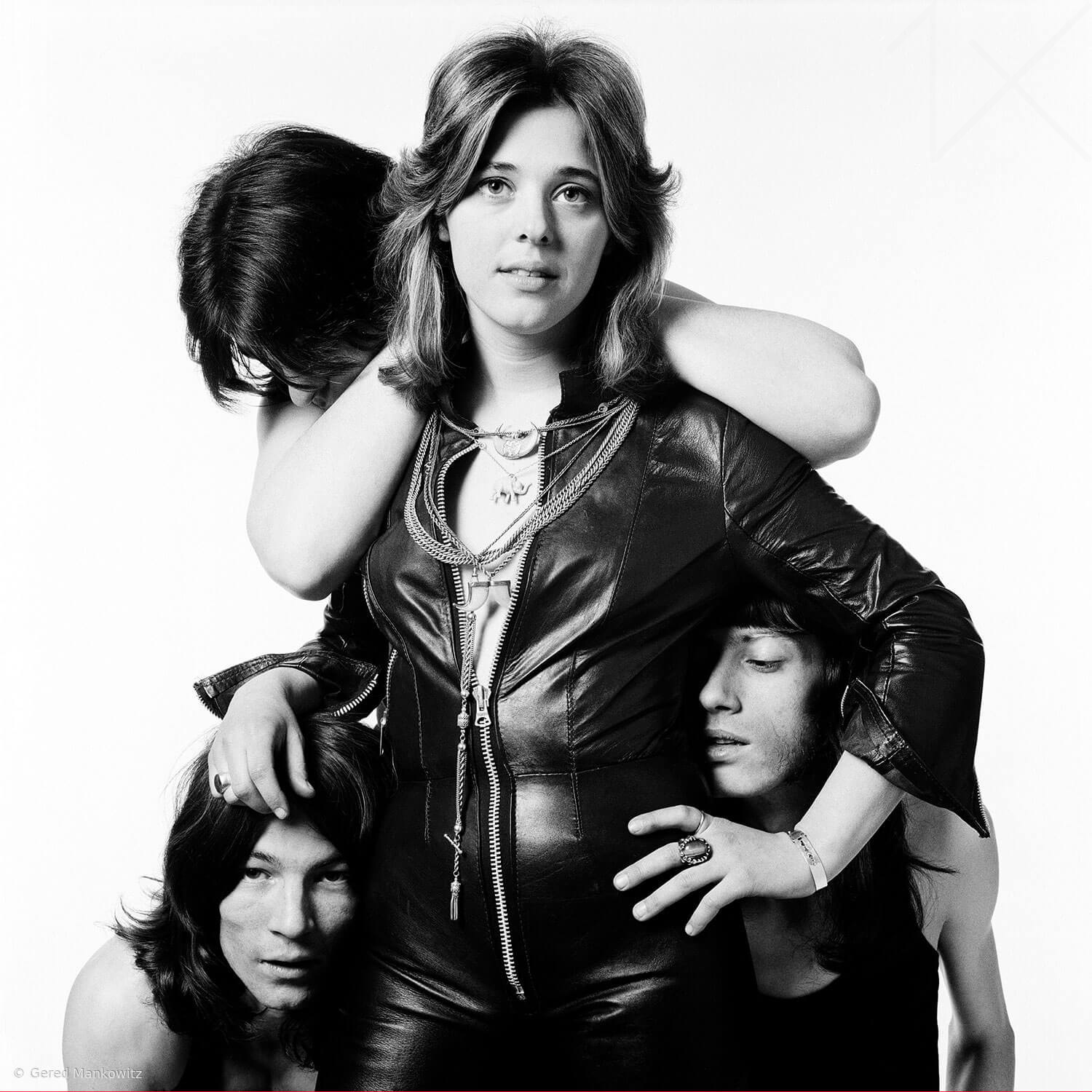 Suzi quatro can the can london 1973 by gered mankowitz
